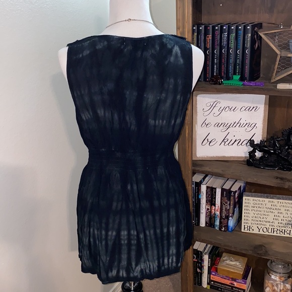 Unity sleeveless tie dye shirt - Picture 5 of 8